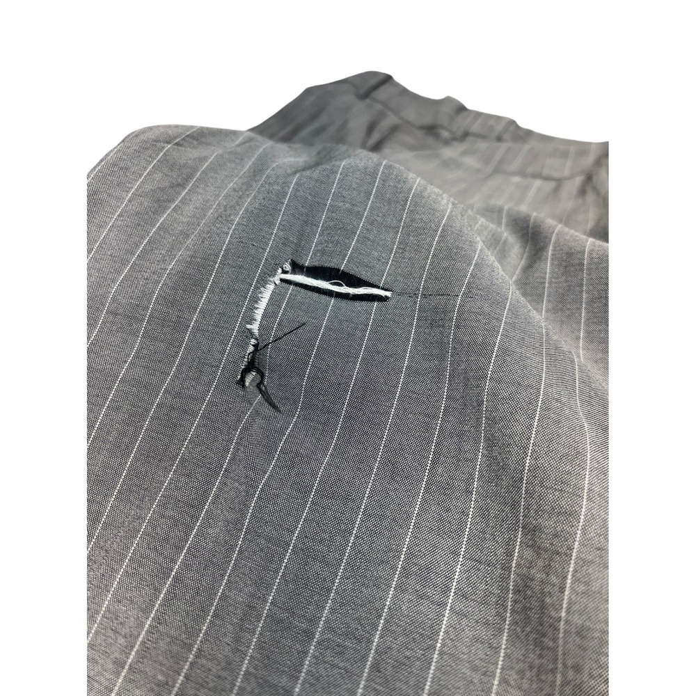 BOSS Hugo Boss Gray Pinstripe Sleeveless Vest and Wide Leg Pant Suit Set Size 4 - Picture 9 of 9